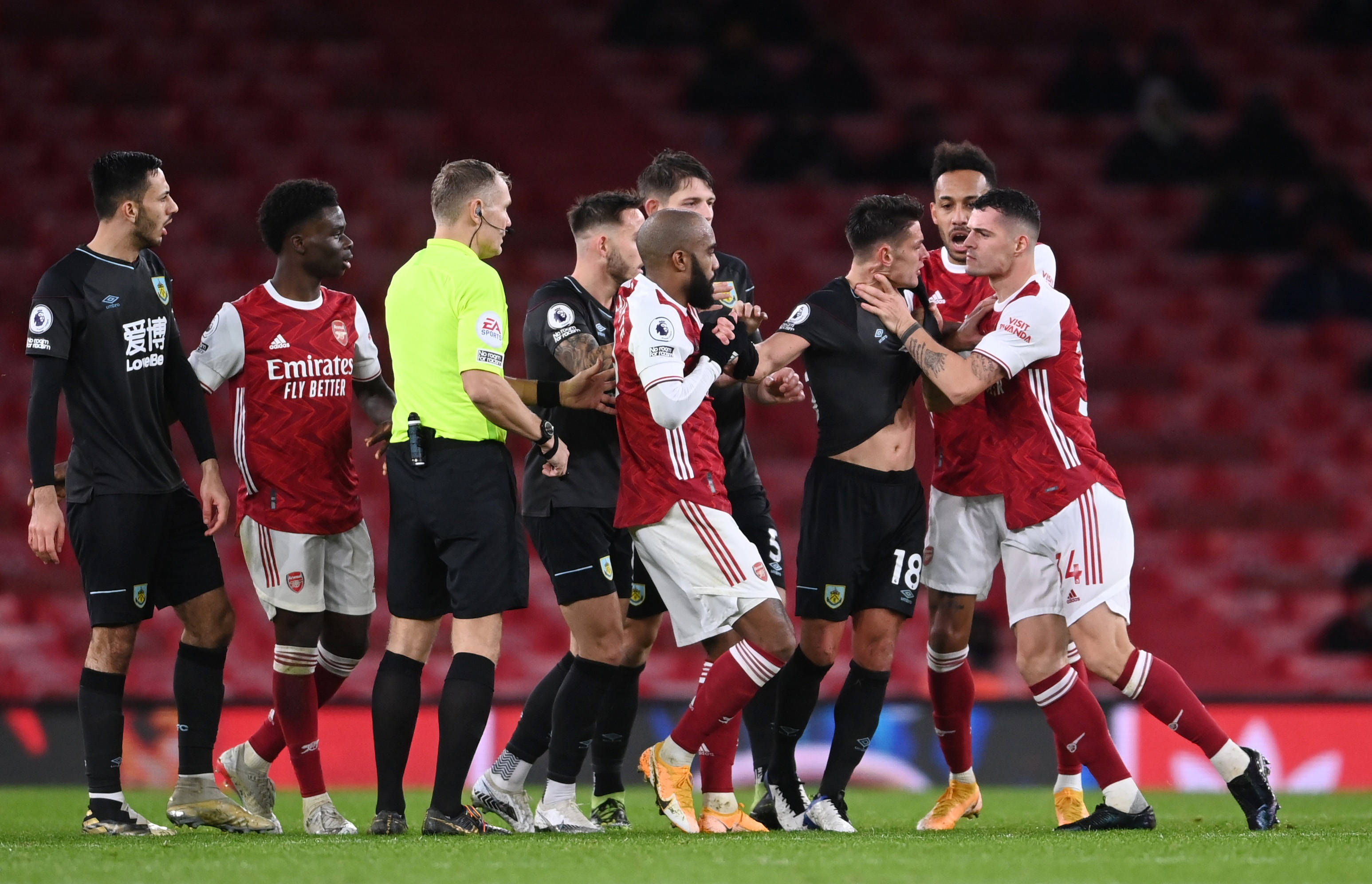 制造恐慌 制造恐慌